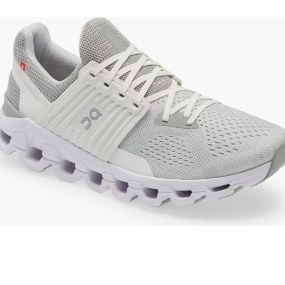 On Cloud Swift Sneaker
